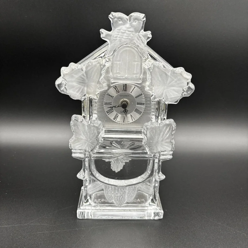 Vintage Shannon Crystal Legends 24% lead Pendulum‎ Clock By Godinger